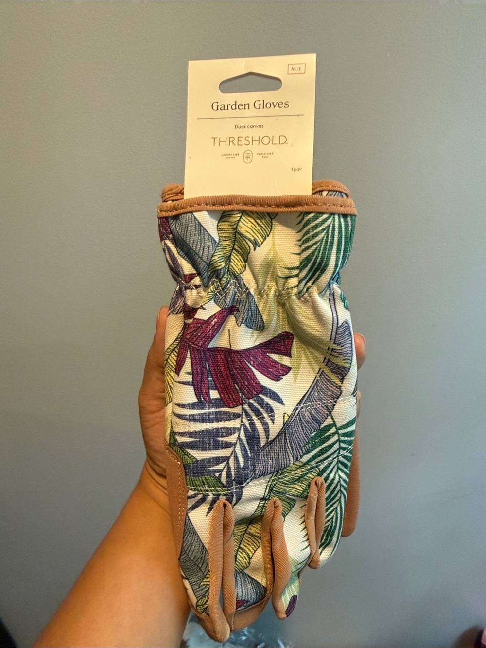 Threshold Tropical Leaf Garden Gloves in Teal, Green & Purple